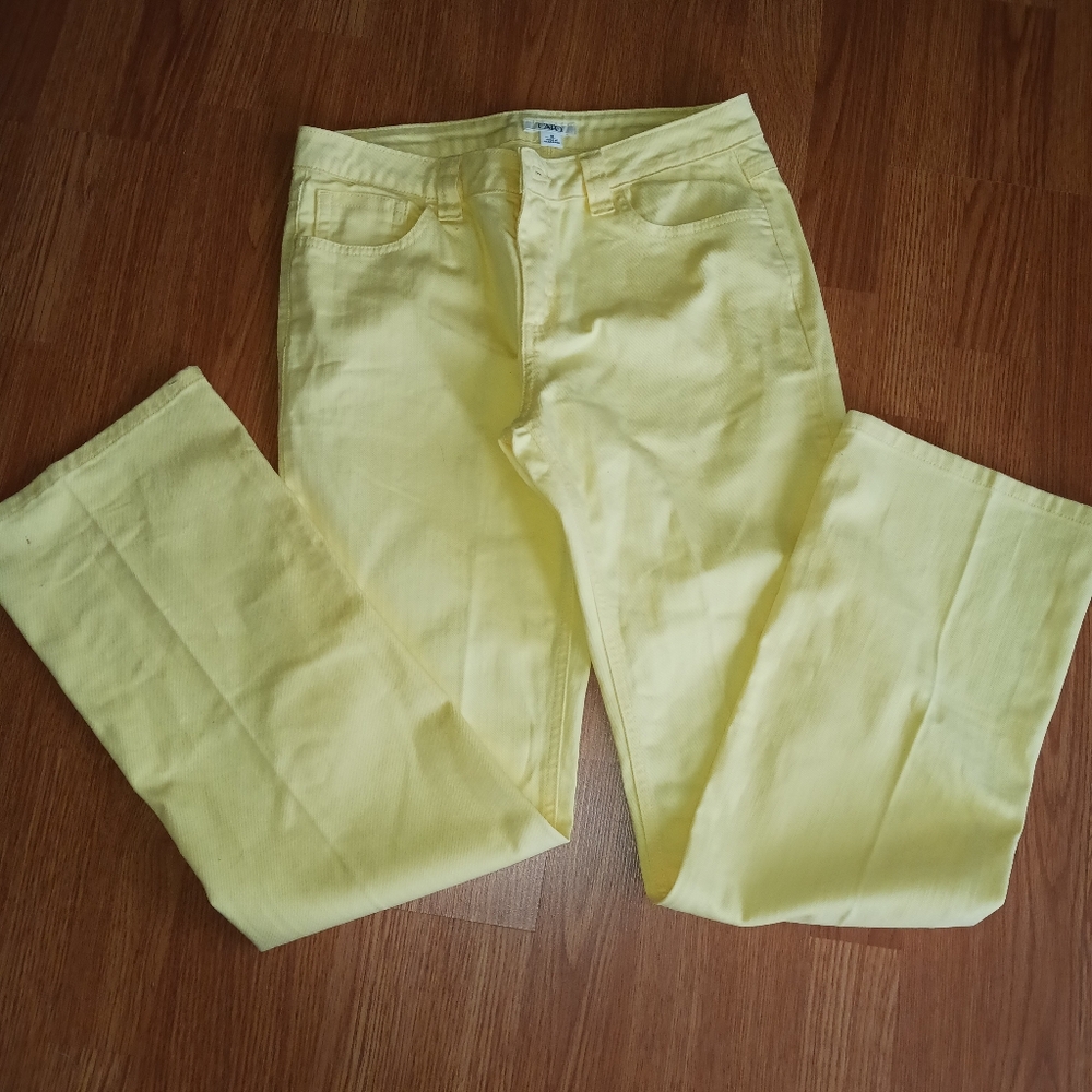 CATO'S  Women's  Yellow  Long Straight Leg Jeans Size 10 Insean 10" Outsean 40"